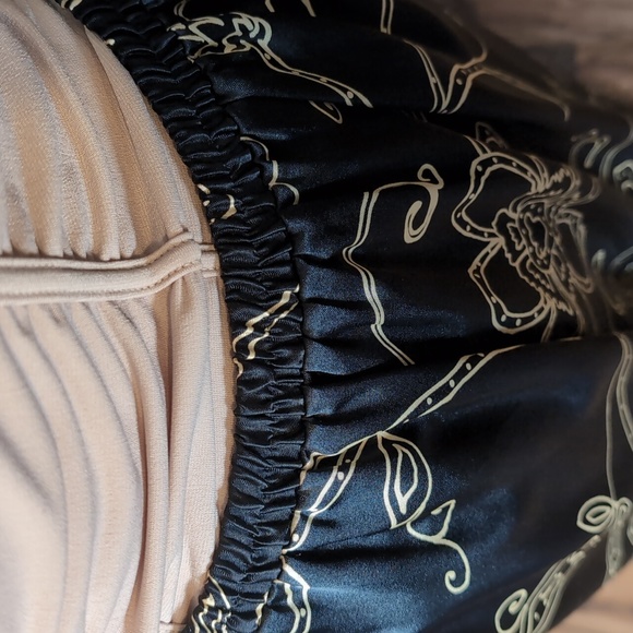 Laura Scott Floral Slip Skirt - Picture 3 of 5